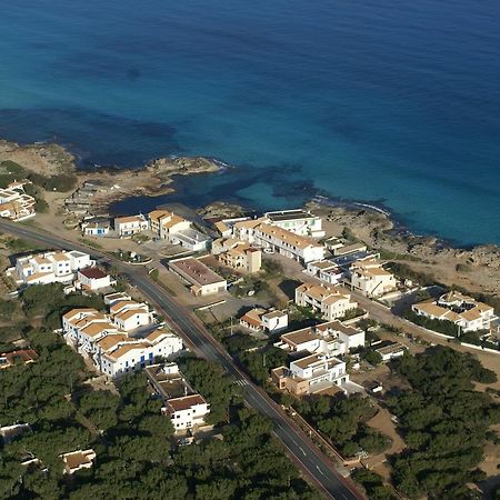 Apartamentos Delfin Es Calo  Exterior photo